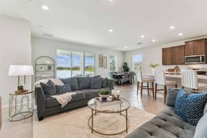 33928 FIELD MAPLE LOOP, WESLEY CHAPEL, FL 33545 Sold 10/06/25