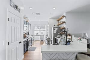 6928 BLUFF MEADOW COURT, WESLEY CHAPEL, FL 33545 - MLS#MFRTB8410172