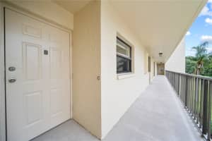 900 COVE CAY DRIVE, CLEARWATER, FL 33760 - MLS#MFRTB8410177