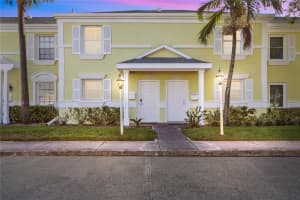 5026 Coquina Key Dr Se #5026, ST PETERSBURG