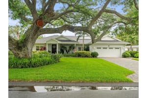 128 PALMETTO LANE, LARGO, FL 33770 Sold 08/23/25