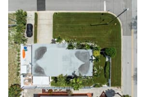304 42ND AVENUE, ST PETE BEACH, FL 33706 - MLS#MFRTB8410216