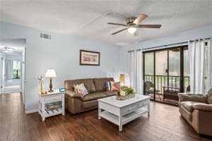 3232 LAKE PINE WAY, TARPON SPRINGS, FL 34688 - MLS#MFRTB8410236