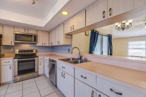 2002 SHEFFIELD COURT, OLDSMAR, FL 34677 - MLS#MFRTB8410264