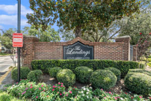 10110 WINSFORD OAK BOULEVARD, TAMPA, FL 33624 - MLS#MFRTB8410319