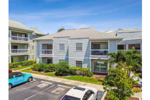 6818 STONES THROW CIRCLE, ST PETERSBURG, FL 33710 Sold 08/13/25