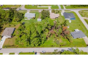 20284 EMERALD AVENUE, PORT CHARLOTTE, FL 33952 - MLS#MFRTB8410359