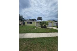 1663 Plum Tree Rd, HOLIDAY