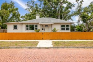 260 46th St N, ST PETERSBURG