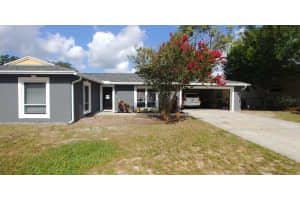 2210 Kingswood Ln, BRANDON