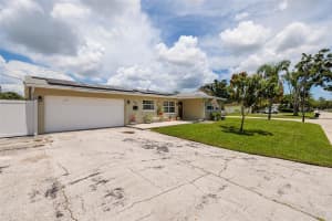 2101 63RD AVENUE, ST PETERSBURG, FL 33702 - MLS#MFRTB8410484