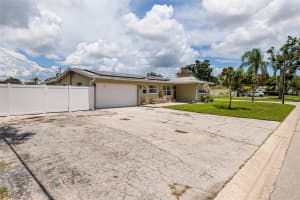 2101 63RD AVENUE, ST PETERSBURG, FL 33702 - MLS#MFRTB8410484