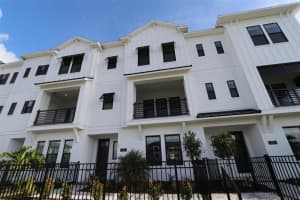 7220 Sutton Ln, SARASOTA