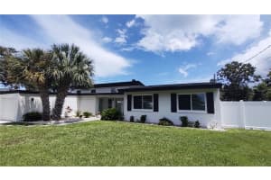 2713 RENATTA DRIVE, BELLEAIR BLUFFS, FL 33770 - MLS#MFRTB8410533