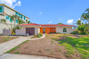 10238 Tarpon Dr, TREASURE ISLAND