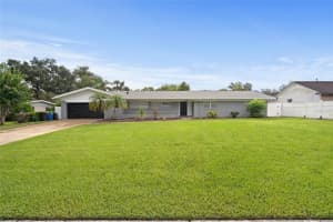 605 Gay Ann Dr, VALRICO