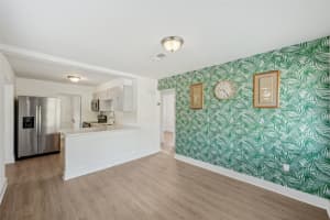 1300 37TH STREET, ST PETERSBURG, FL 33711 Sold 09/11/25