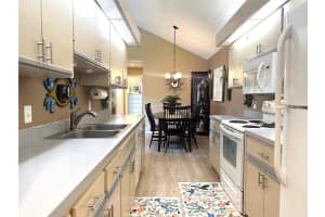 3451 51ST AVENUE CIRCLE, BRADENTON, FL 34210 - MLS#MFRTB8410773