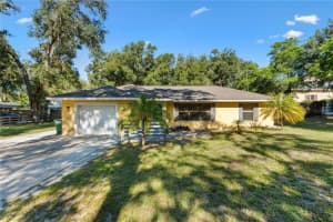 308 VALLEY ROAD, FRUITLAND PARK, FL 34731 Sold 09/17/25