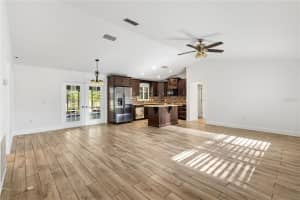 308 VALLEY ROAD, FRUITLAND PARK, FL 34731 Sold 09/17/25