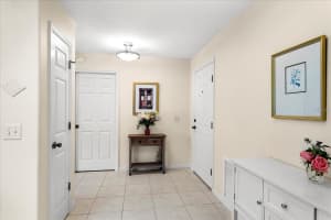 8385 173RD HENDRICKS LANE, THE VILLAGES, FL 32162 Sold 08/25/25