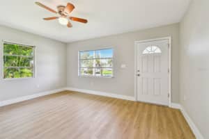 951 LANTANA AVENUE, CLEARWATER BEACH, FL 33767 - MLS#MFRTB8410985