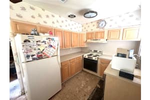 2520 KNOLLWOOD STREET, TAMPA, FL 33614 Sold 08/15/25