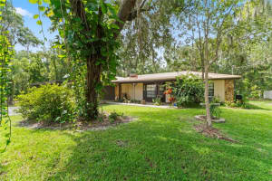 709 DREW STREET, PLANT CITY, FL 33563 Sold 08/26/25