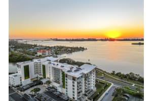1020 SUNSET POINT ROAD, CLEARWATER, FL 33755 - MLS#MFRTB8411081