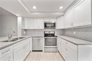 2615 COVE CAY DRIVE, CLEARWATER, FL 33760 - MLS#MFRTB8411089