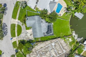 1900 ARROWHEAD DRIVE, ST PETERSBURG, FL 33703 Sold 08/27/25