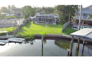 1900 ARROWHEAD DRIVE, ST PETERSBURG, FL 33703 Sold 08/27/25