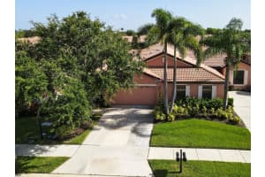 124 SHELL FALLS DRIVE, APOLLO BEACH, FL 33572 Sold 08/28/25