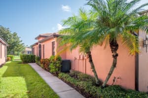 124 SHELL FALLS DRIVE, APOLLO BEACH, FL 33572 Sold 08/28/25