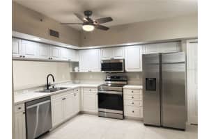1200 COUNTRY CLUB DRIVE, LARGO, FL 33771 - MLS#MFRTB8411251