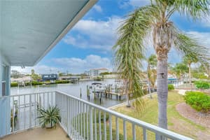 300 VENETIAN DRIVE, CLEARWATER, FL 33755 Sold 09/03/25