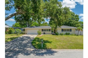 2141 INDIAN AVENUE, BELLEAIR BLUFFS, FL 33770 - MLS#MFRTB8411362