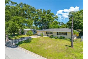 2141 INDIAN AVENUE, BELLEAIR BLUFFS, FL 33770 - MLS#MFRTB8411362