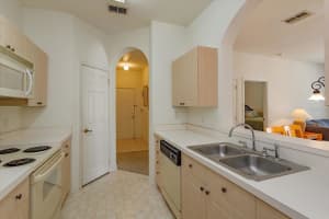 2303 BUTTERFLY PALM WAY #201, KISSIMMEE, FL 34747 - MLS#MFRTB8411391