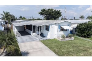 519 51ST AVENUE PLAZA, BRADENTON, FL 34207 - MLS#MFRTB8411460