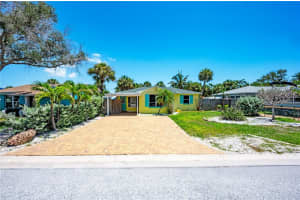 504 79th Ave, ST PETE BEACH