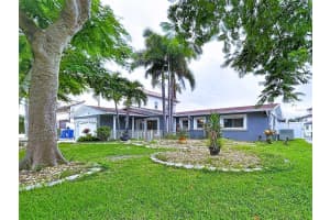 3912 FONTAINEBLEAU DRIVE, TAMPA, FL 33634 - MLS#MFRTB8411591