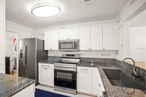2101 FOX CHASE BOULEVARD, PALM HARBOR, FL 34683 - MLS#MFRTB8411598
