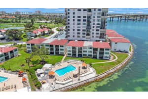 6265 SUN BOULEVARD, ST PETERSBURG, FL 33715 - MLS#MFRTB8411599