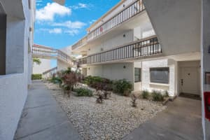 6265 SUN BOULEVARD, ST PETERSBURG, FL 33715 - MLS#MFRTB8411599