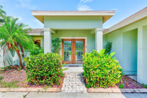 410 HARBOR VIEW LANE, LARGO, FL 33770 Sold 09/04/25