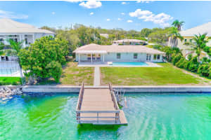 410 HARBOR VIEW LANE, LARGO, FL 33770 Sold 09/04/25