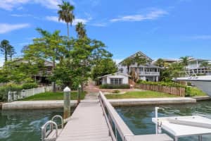 8405 BAYSHORE DRIVE, TREASURE ISLAND, FL 33706 - MLS#MFRTB8411617