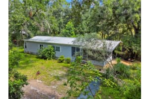38545 County Line Rd, ZEPHYRHILLS