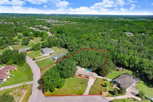 11806 SHADOW RUN BOULEVARD, RIVERVIEW, FL 33569 Sold 08/18/25